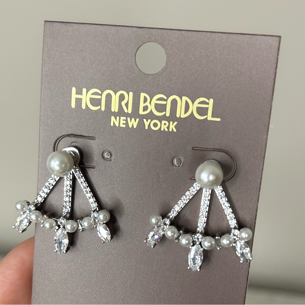 SOLD Henri bendel 2-1 earrings